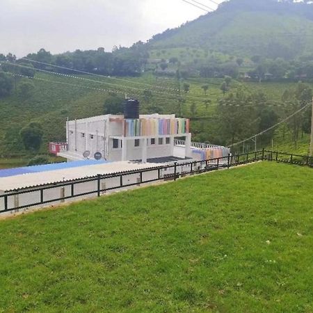 Hill Park Hotel Ooty Ngoại thất bức ảnh
